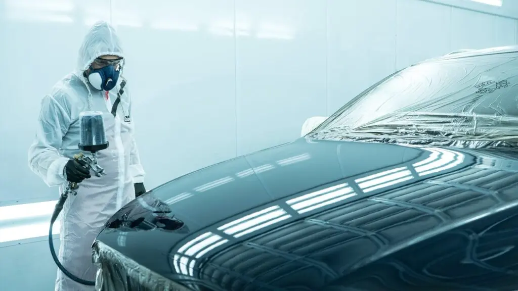 Dallas Collision Center: Paint refinishing process